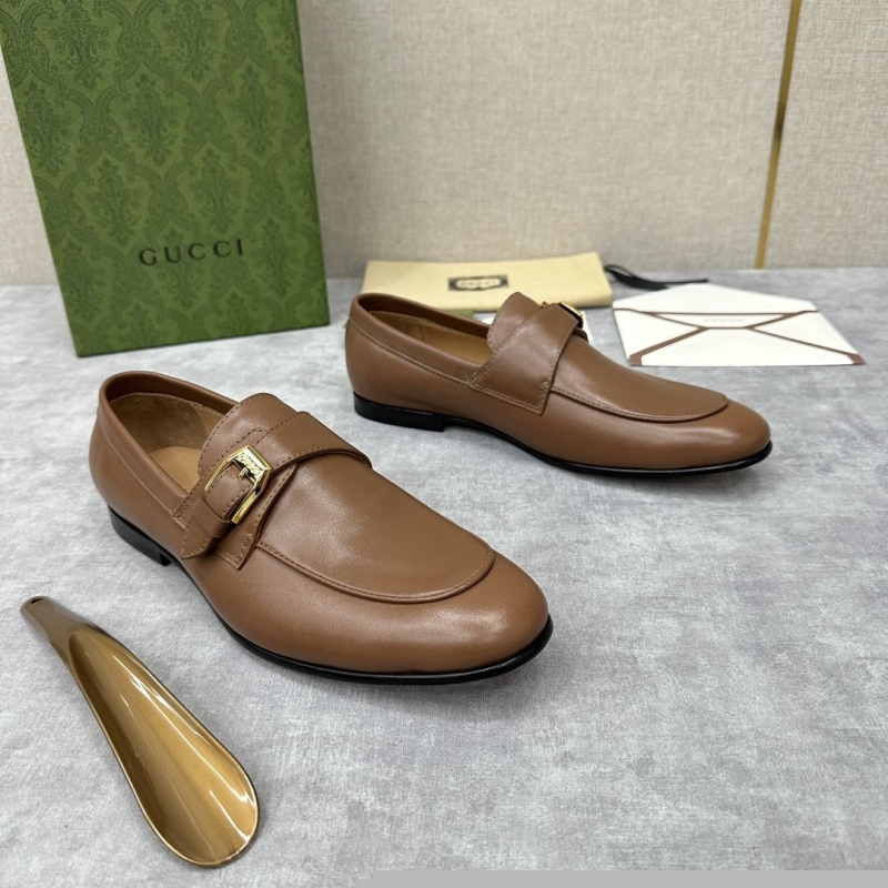 G*u*i leather shoes